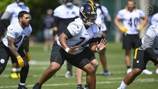 Steelers' Spencer Anderson Detailed How Hanging Up On Andy Reid Might've Sent Him To Pittsburgh In The 7th Round (Steelers News). Photo by Steelers.com